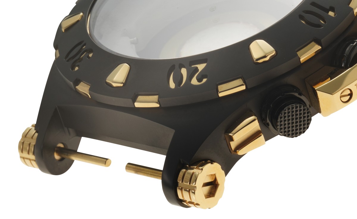 PVD case with 5 microns gold plating